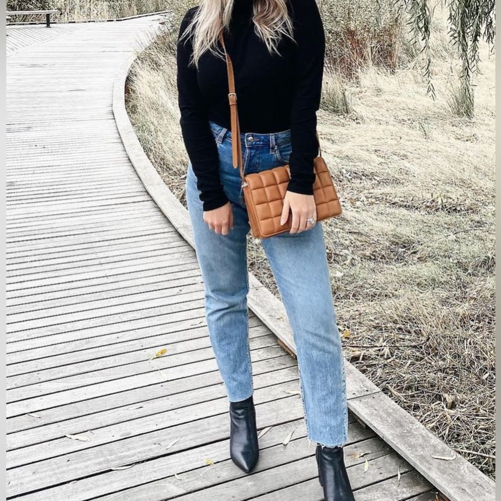 H&M Carmel puffer shoulder bag